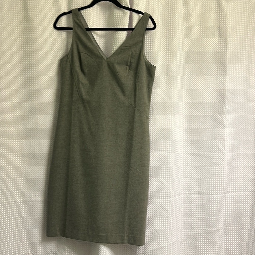 BR suit dress